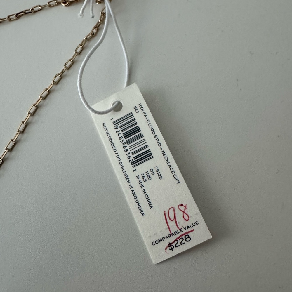 NWT! Tory Burch Logo Gold Necklace - Picture 5 of 6